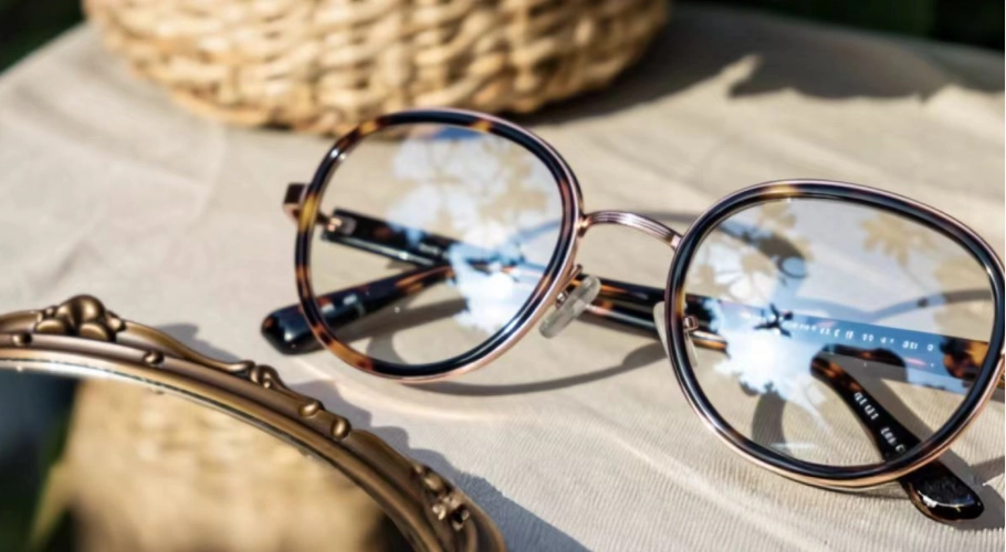 VOLTAO prescription eyeglasses online store TopBanner2 VOLTAO prescription eyeglasses online store TopBanner2