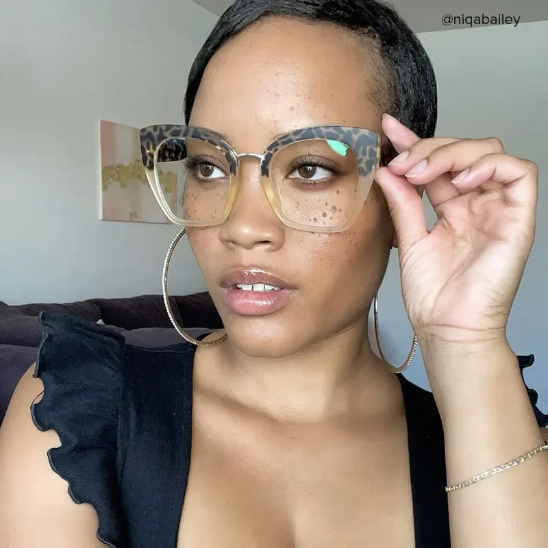 Raque Light-Tortoise Glasses 9