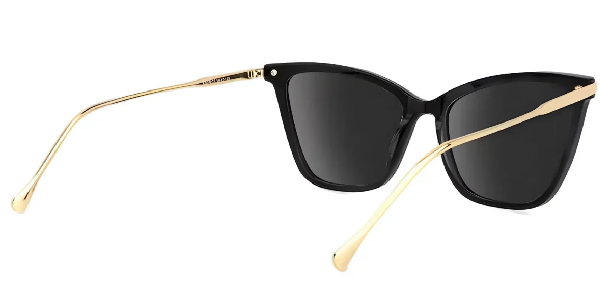 Annie Black-T Glasses 3